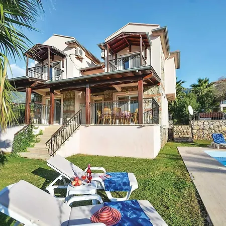 Fiesta Villa